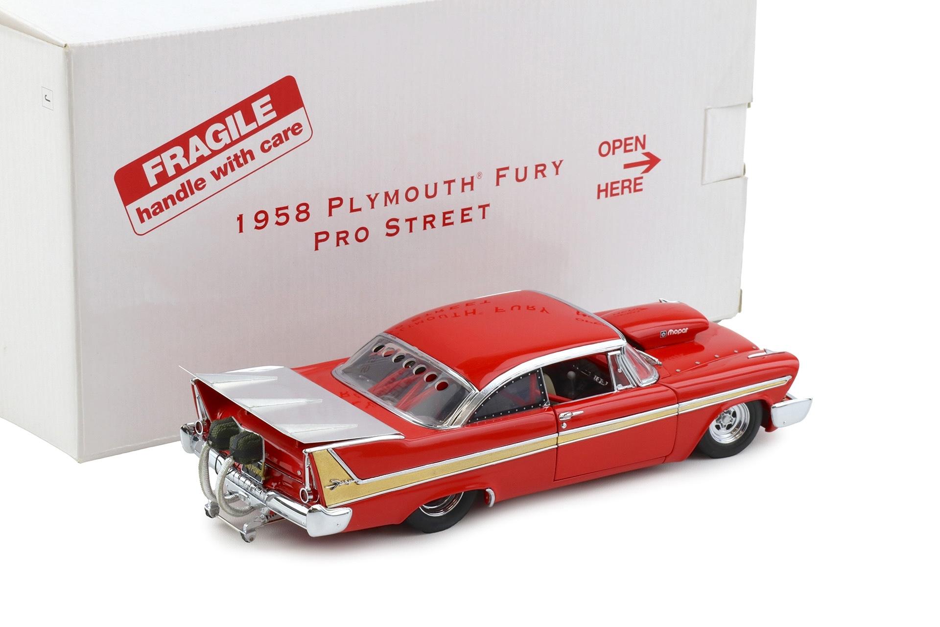 1:24 Danbury Mint 1958 Plymouth Fury Pro Street red with box
