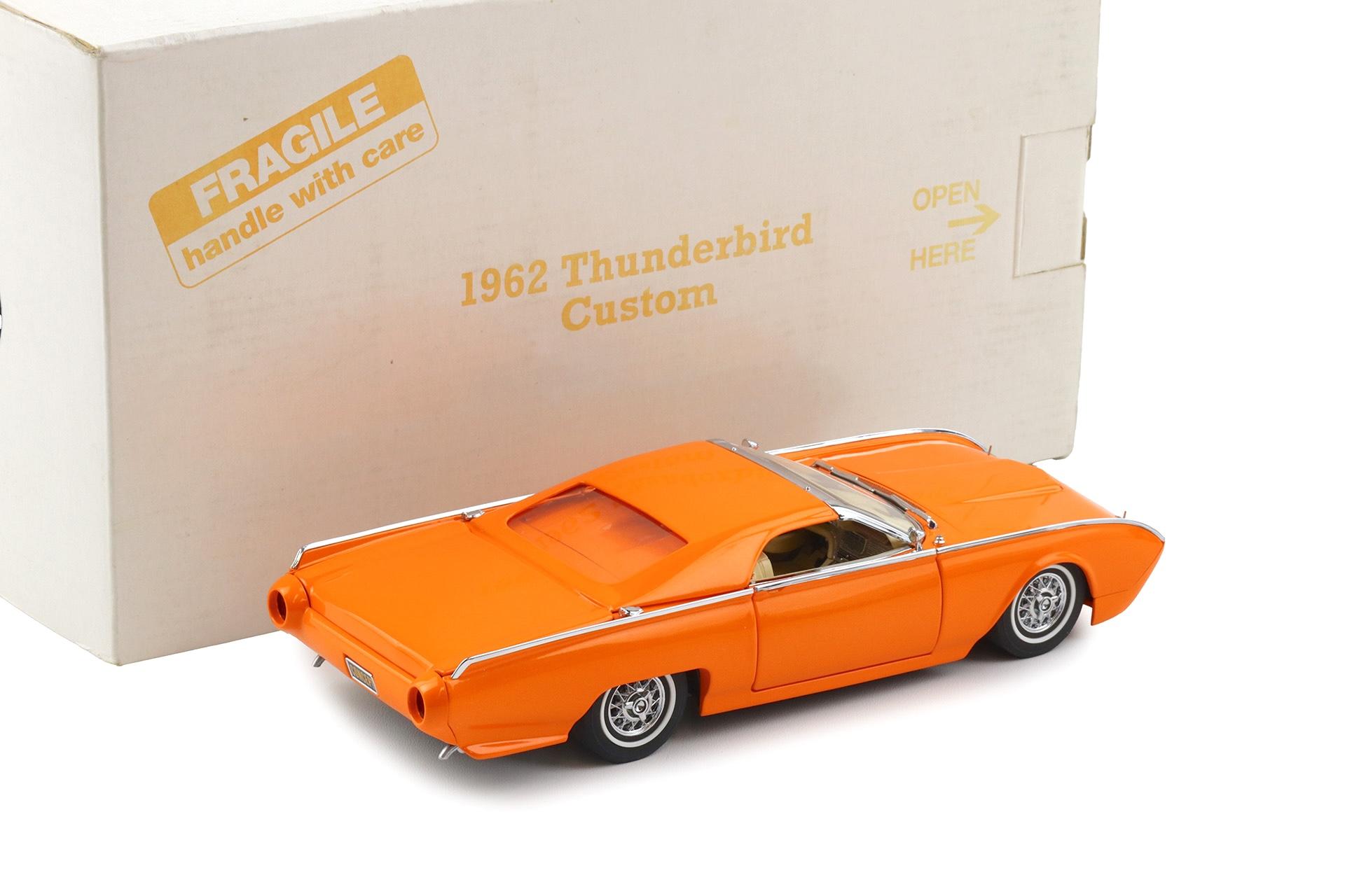 1:24 Danbury Mint 1962 Ford Thunderbird Custom Sunset orange pearl with box