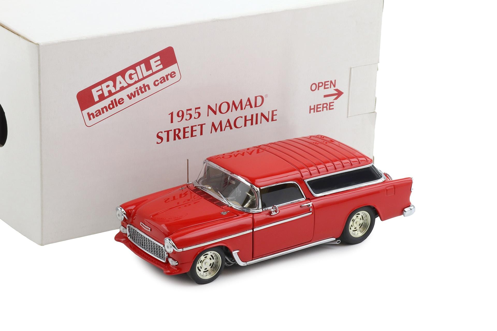 1:24 Danbury Mint 1955 Chevrolet Nomad Street Machine Torch red with box