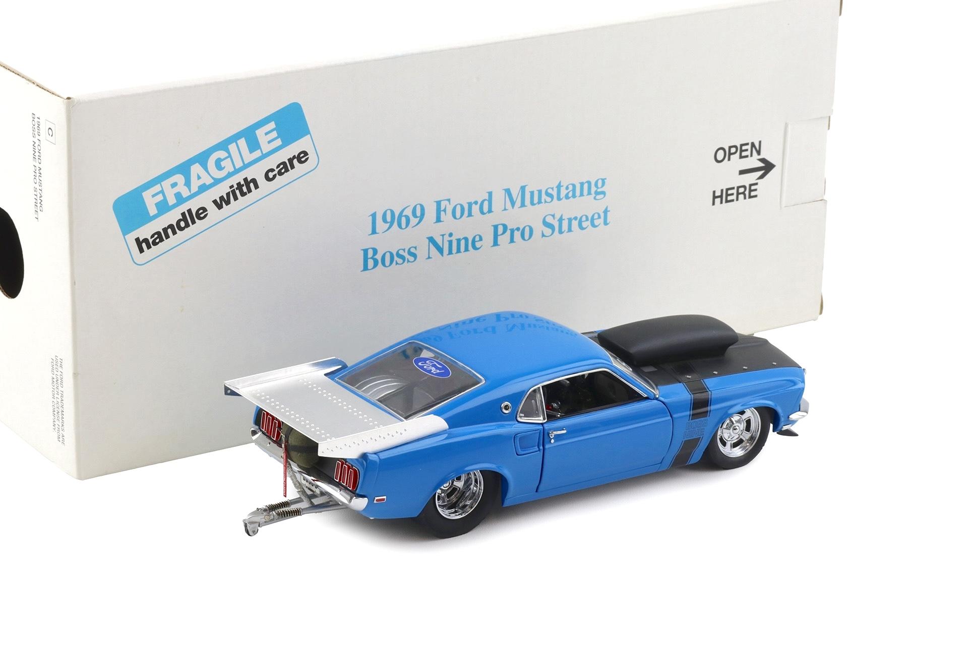 1:24 Danbury Mint 1969 Ford Mustang Boss Nine Pro Street Grabber blue with box