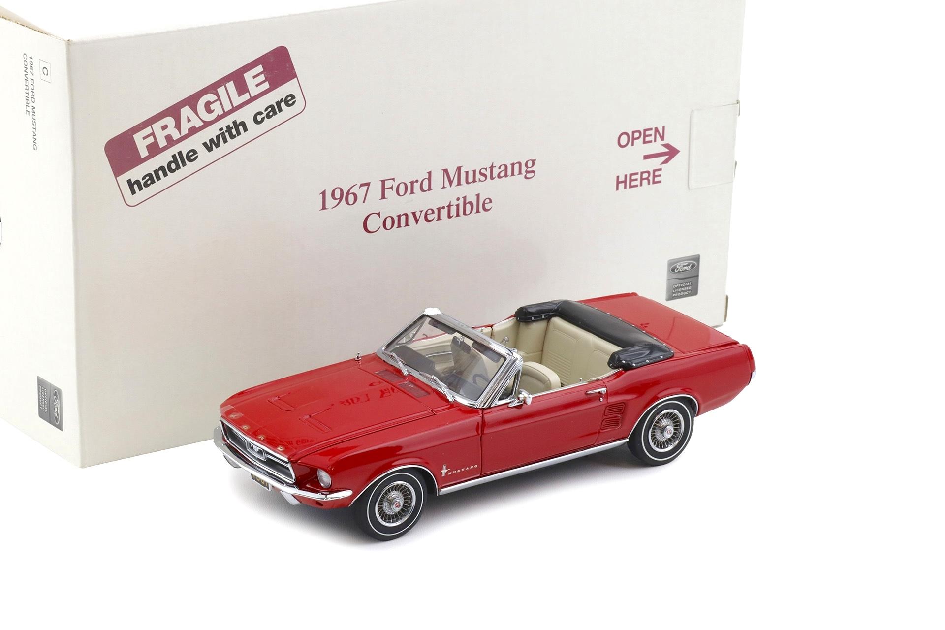 1:24 Danbury Mint 1967 Ford Mustang Convertible Candy Apple red with box