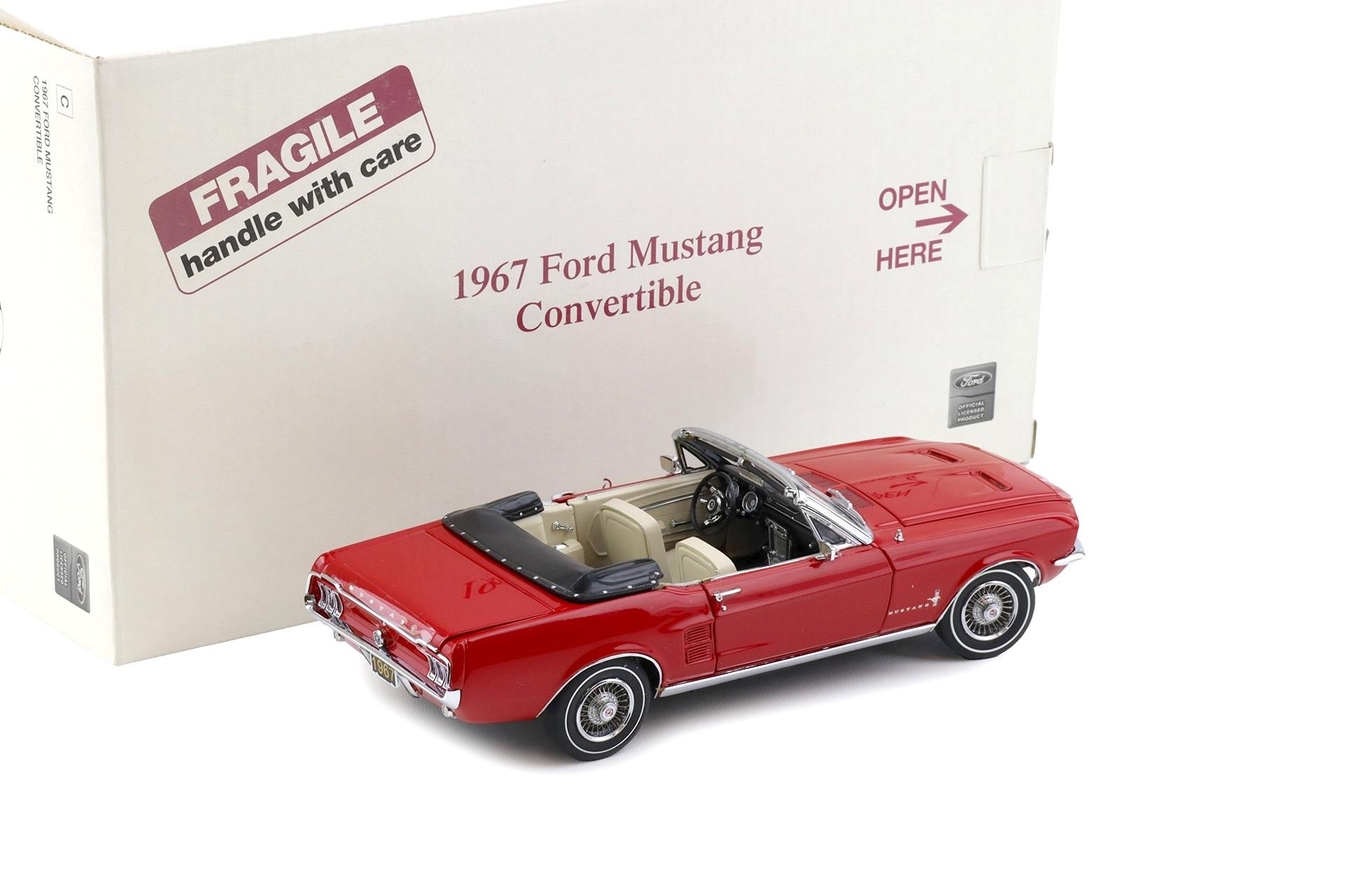 1:24 Danbury Mint 1967 Ford Mustang Convertible Candy Apple red with box