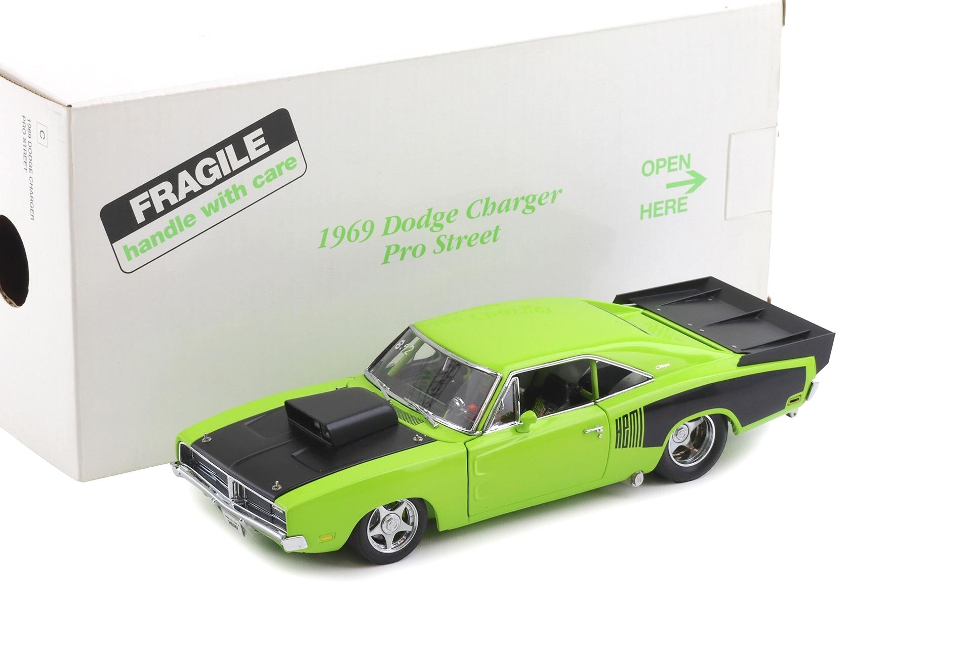 1:24 Danbury Mint 1969 Dodge Charger Pro Street Sublime green with box