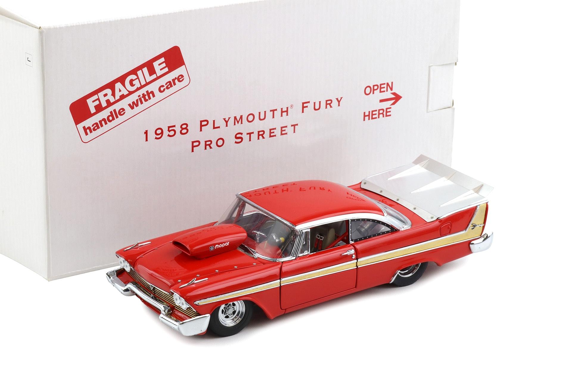 1:24 Danbury Mint 1958 Plymouth Fury Pro Street red with box