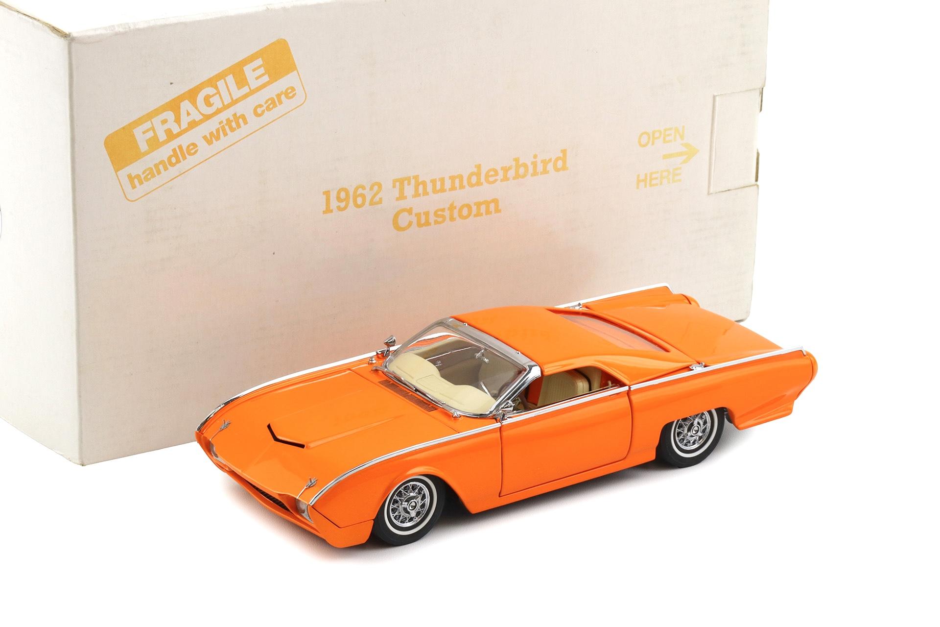 1:24 Danbury Mint 1962 Ford Thunderbird Custom Sunset orange pearl with box