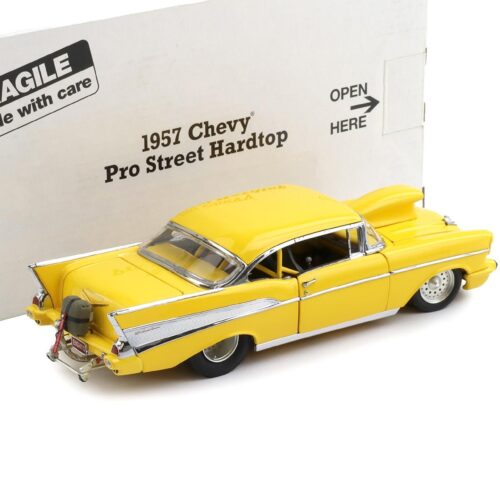 1:24 Danbury Mint 1957 Chevrolet Bel Air Pro Street Hardtop yellow