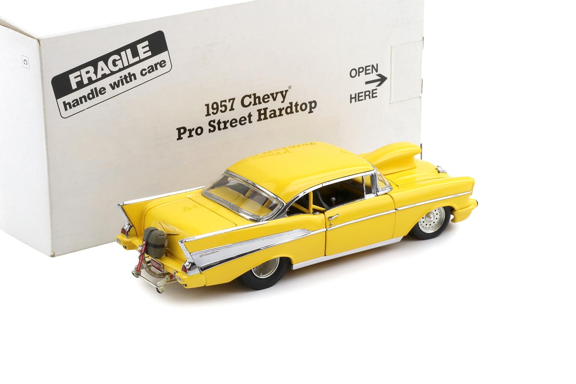 1:24 Danbury Mint 1957 Chevrolet Bel Air Pro Street Hardtop yellow