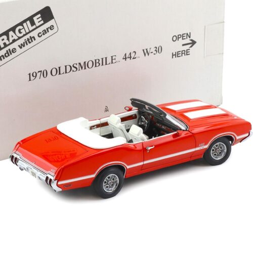 1:24 Danbury Mint 1970 Oldsmobile 442 W-30 Convertible Rally red