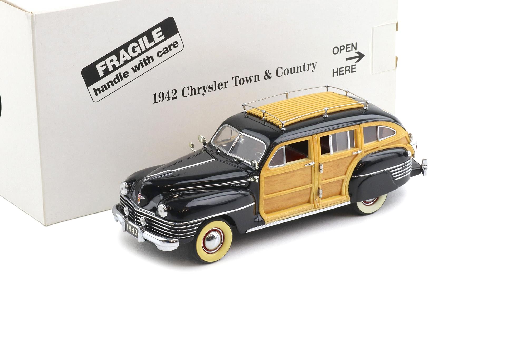 1:24 Danbury Mint 1942 Chrysler Town & Country Station Wagon black