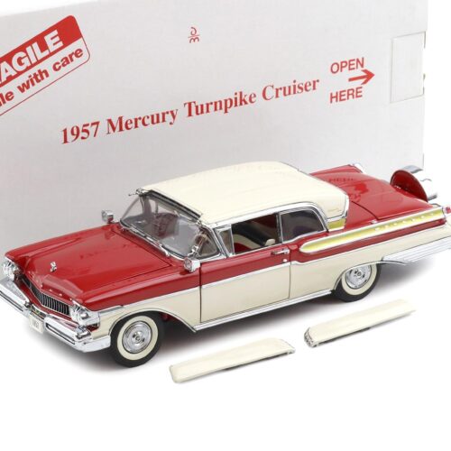 1:24 Danbury Mint 1957 Mercury Turnpike Cruiser Coupe red and white
