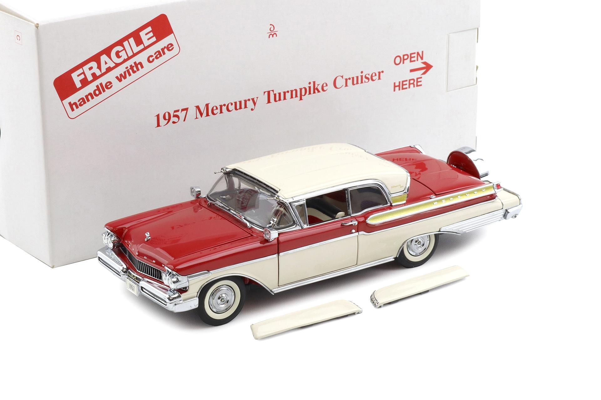 1:24 Danbury Mint 1957 Mercury Turnpike Cruiser Coupe red and white