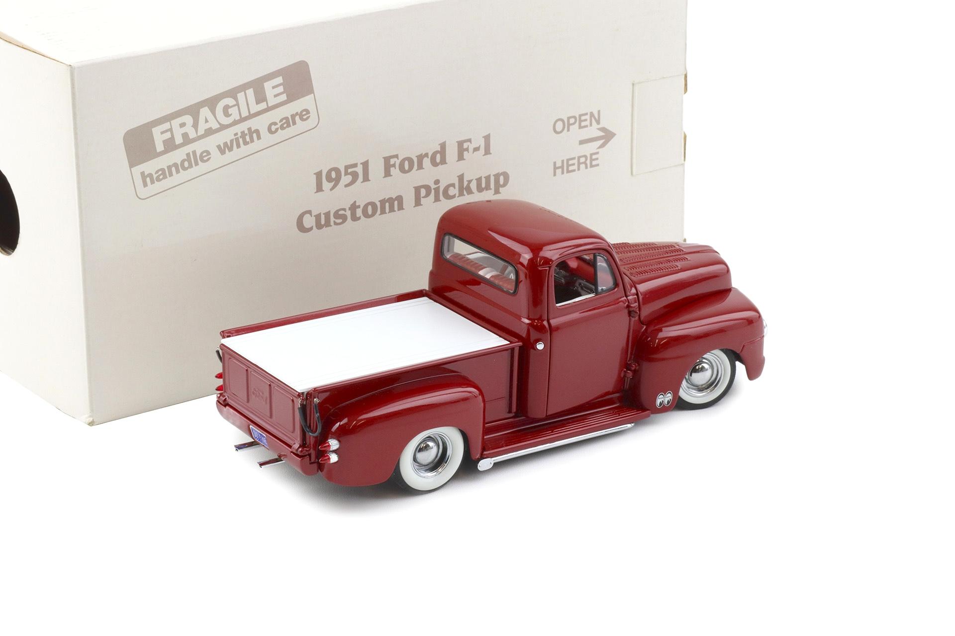 1:24 Danbury Mint 1951 Ford F-1 Half-ton Custom Pickup Candy red