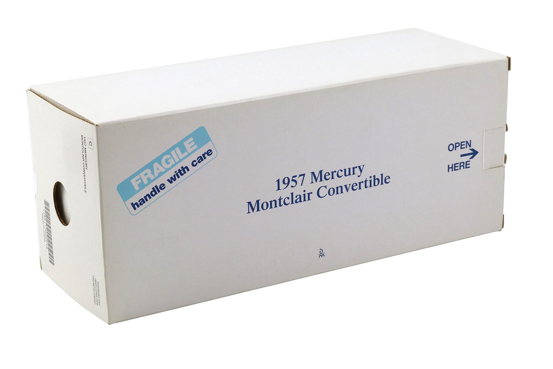 1:24 Danbury Mint 1957 Mercury Montclair Convertible pacific blue/ blue