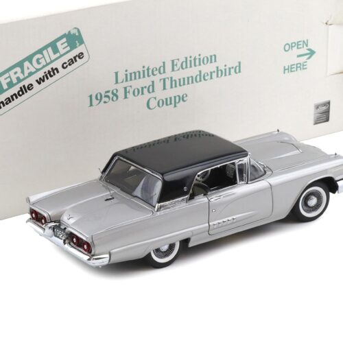 1:24 Danbury Mint 1958 Ford Thunderbird Coupe Platinum metallic/ black