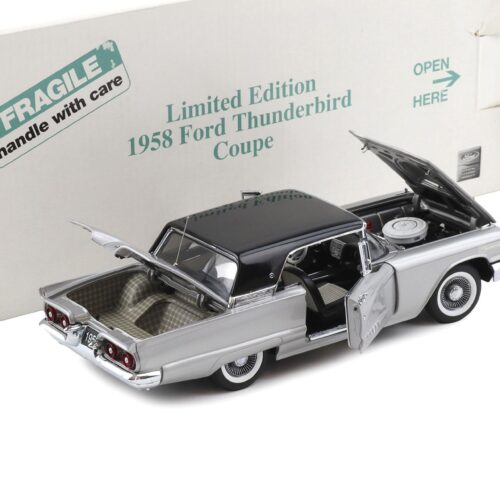 1:24 Danbury Mint 1958 Ford Thunderbird Coupe Platinum metallic/ black