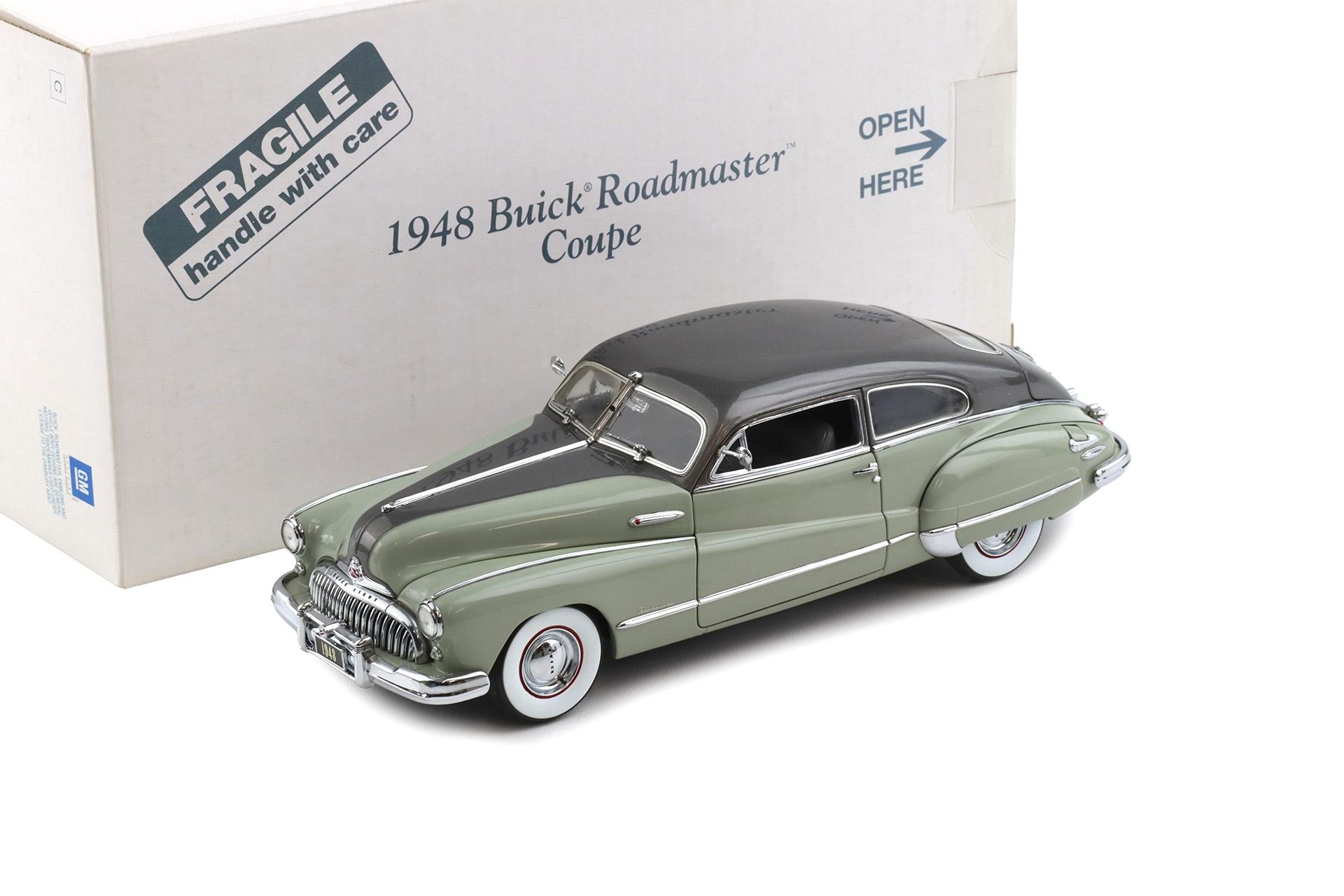1:24 Danbury Mint 1948 Buick Roadmaster Coupe Cumulus grey/ grey