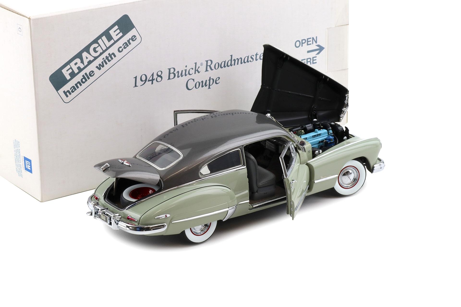 1:24 Danbury Mint 1948 Buick Roadmaster Coupe Cumulus grey/ grey
