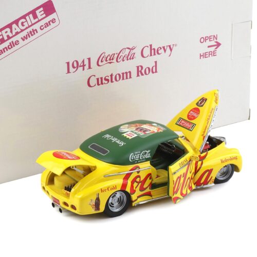 1:24 Danbury Mint 1941 Chevrolet Custom Rod Convertible Coca Cola yellow/ green
