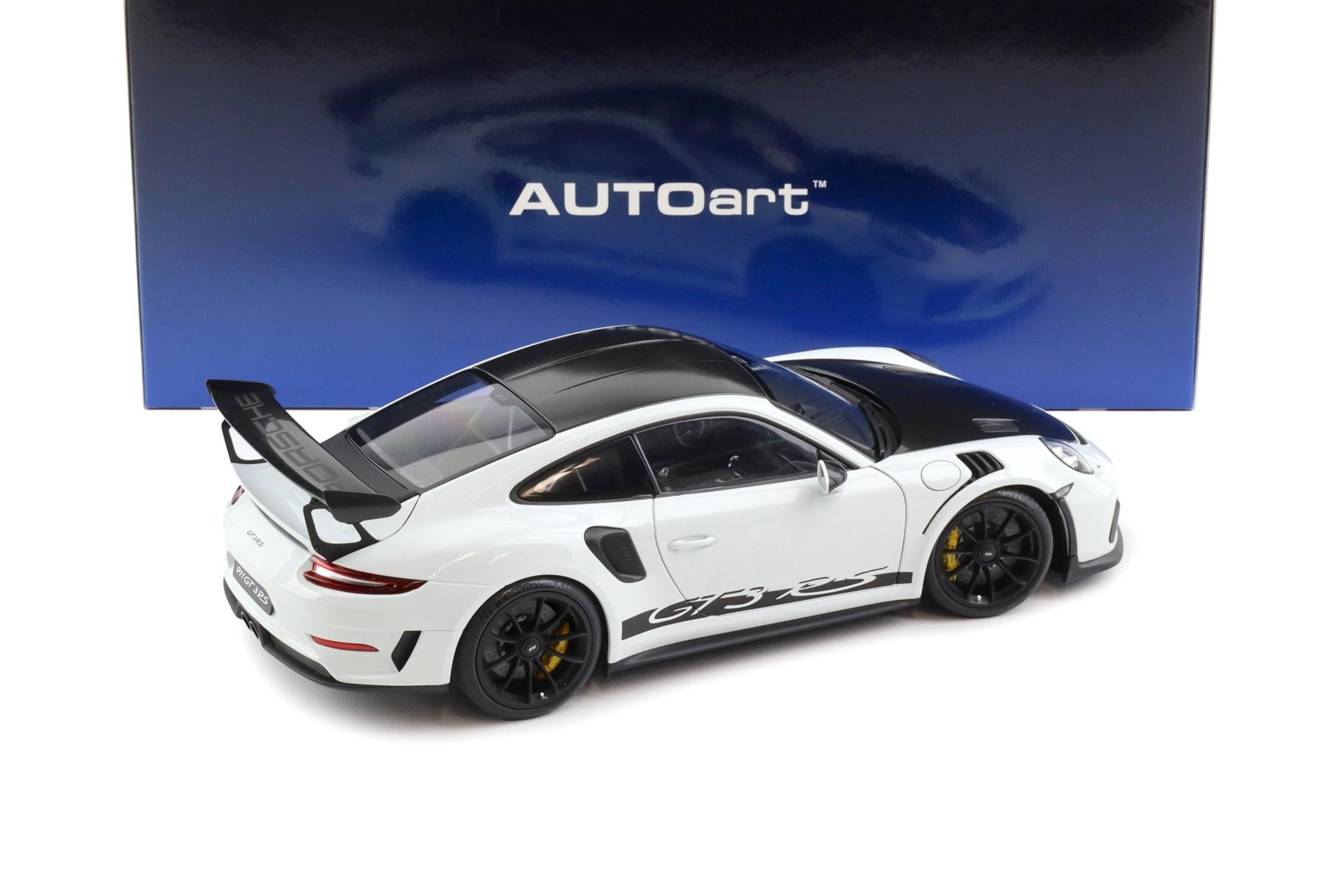 1:18 AUTOart Porsche 911 991.2 GT3 RS Weissach Package white 78176