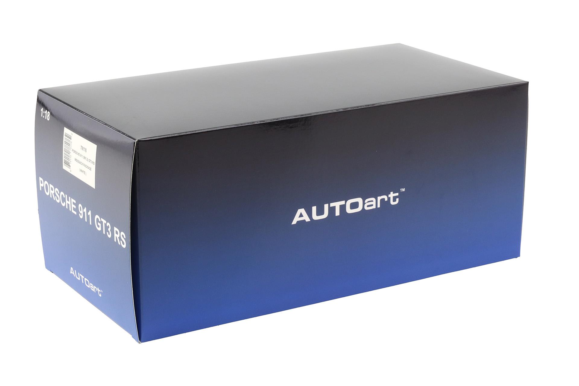 1:18 AUTOart Porsche 911 991.2 GT3 RS Weissach Package white 78176