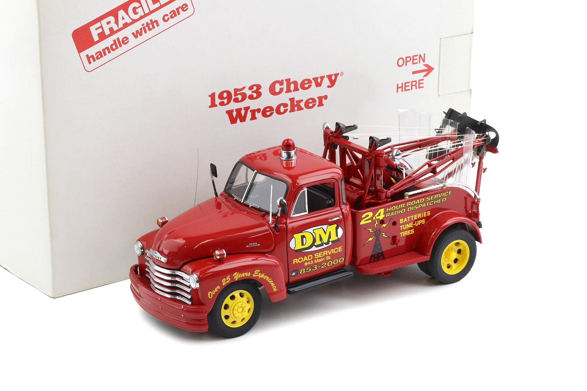 1:24 Danbury Mint 1953 Chevrolet 1-Ton Wrecker Abschlepper DM Road Service