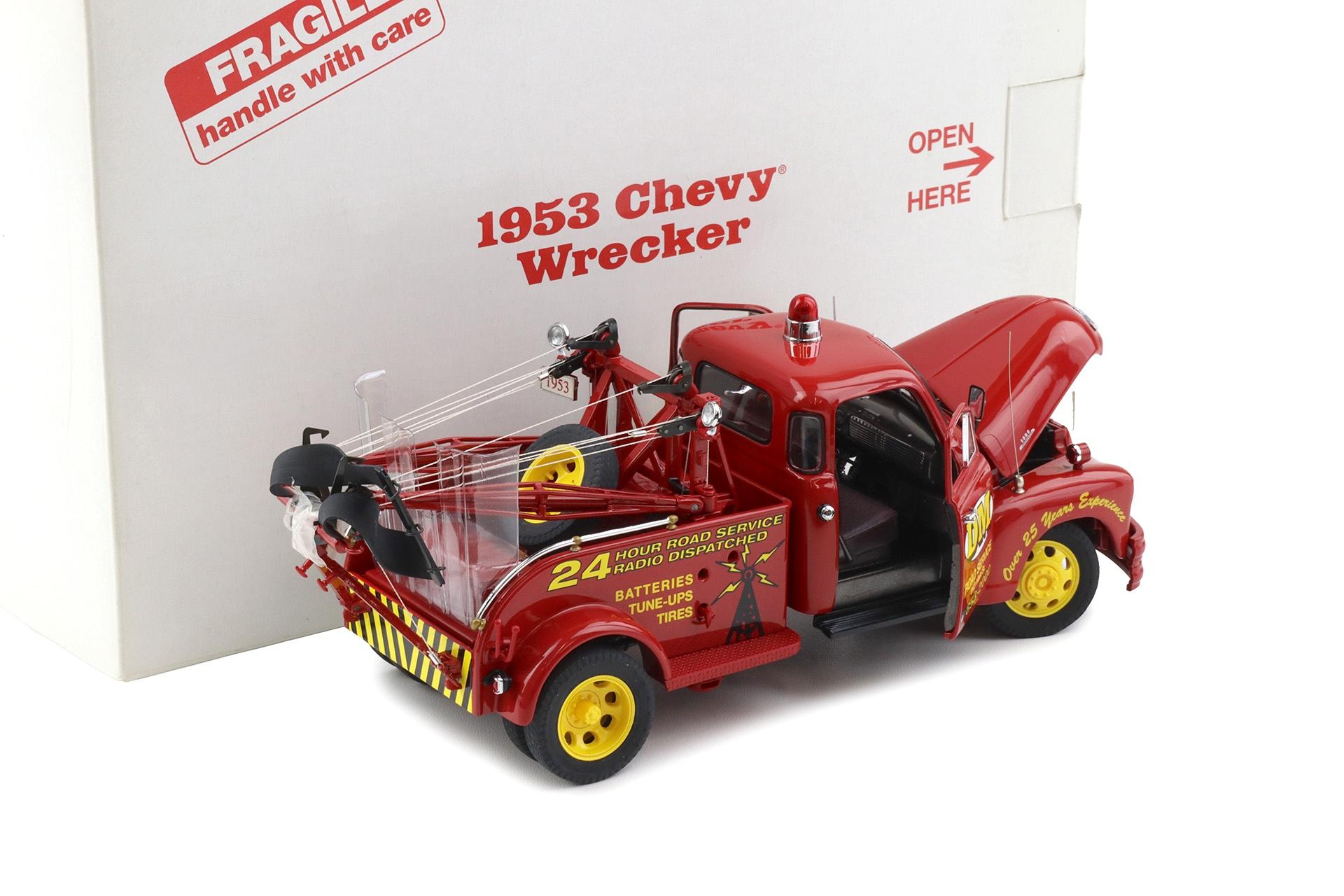 1:24 Danbury Mint 1953 Chevrolet 1-Ton Wrecker Abschlepper DM Road Service