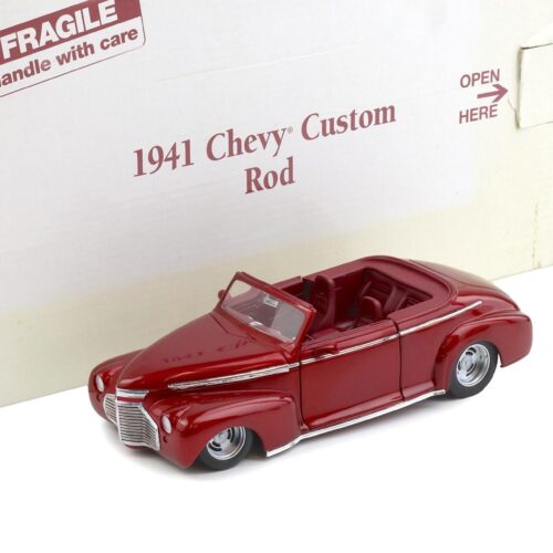 1:24 Danbury Mint 1941 Chevrolet Custom Rod Candy Cherry red