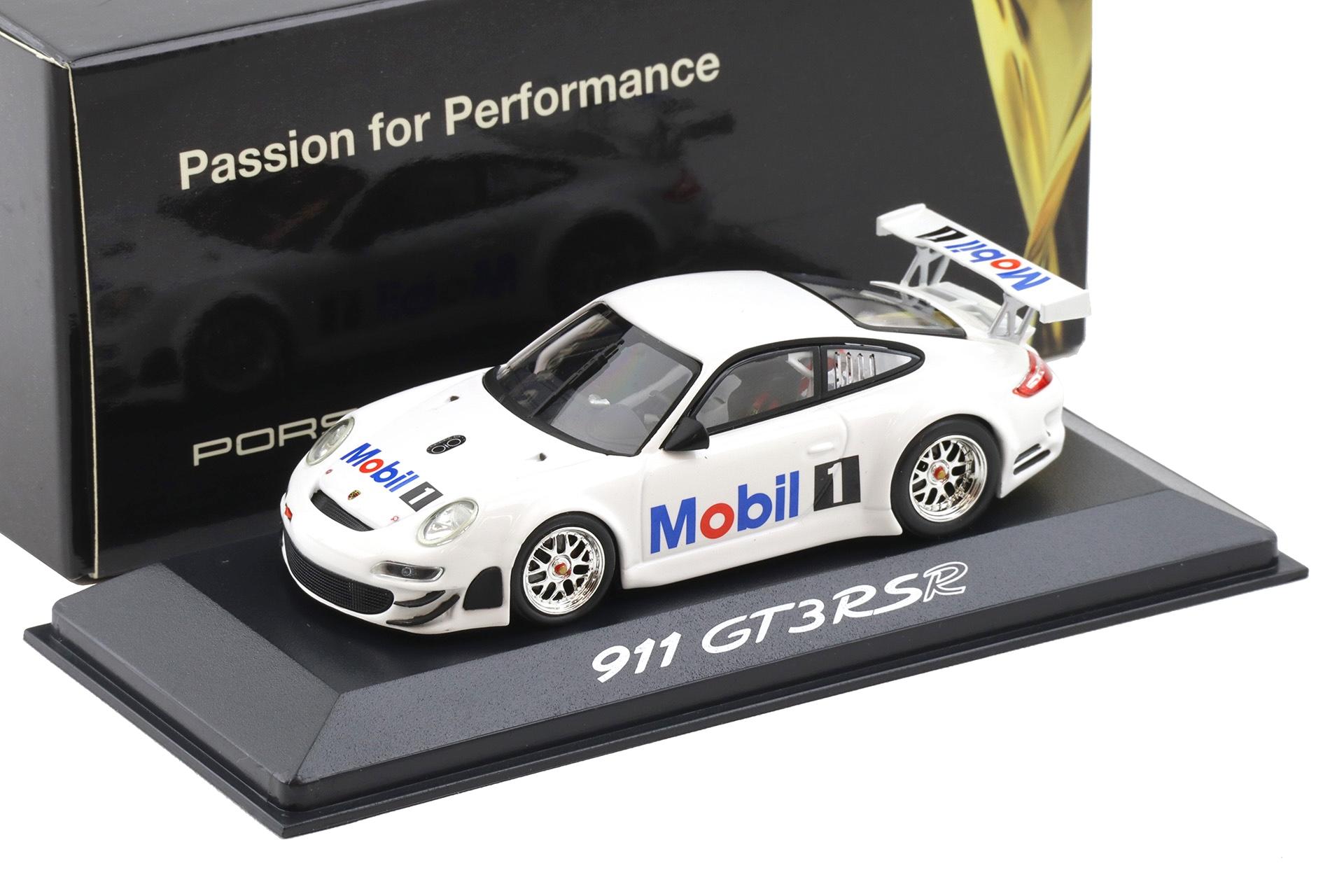 1:43 Minichamps Porsche 911 997 GT3 RSR Mobil 1 Edition white