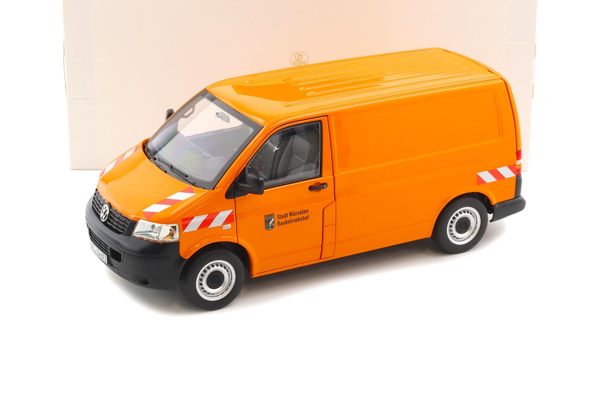 1:18 Norev VW T5 Transporter Kasten 2003 Communal Vehicle orange