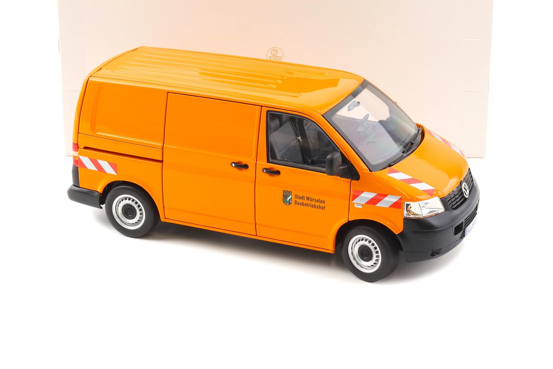 1:18 Norev VW T5 Transporter Kasten 2003 Communal Vehicle orange