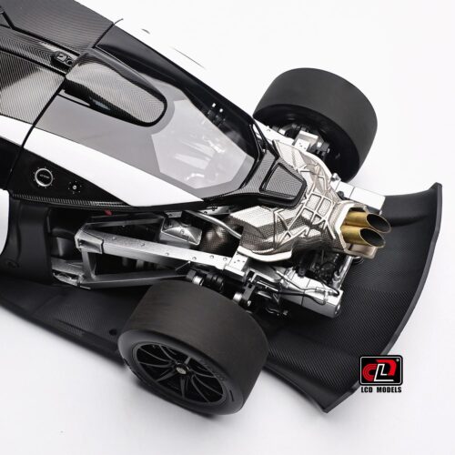 1:18 LCD Models McLaren Senna GTR 2021 Richard Mille white/ red LCD18016-RW