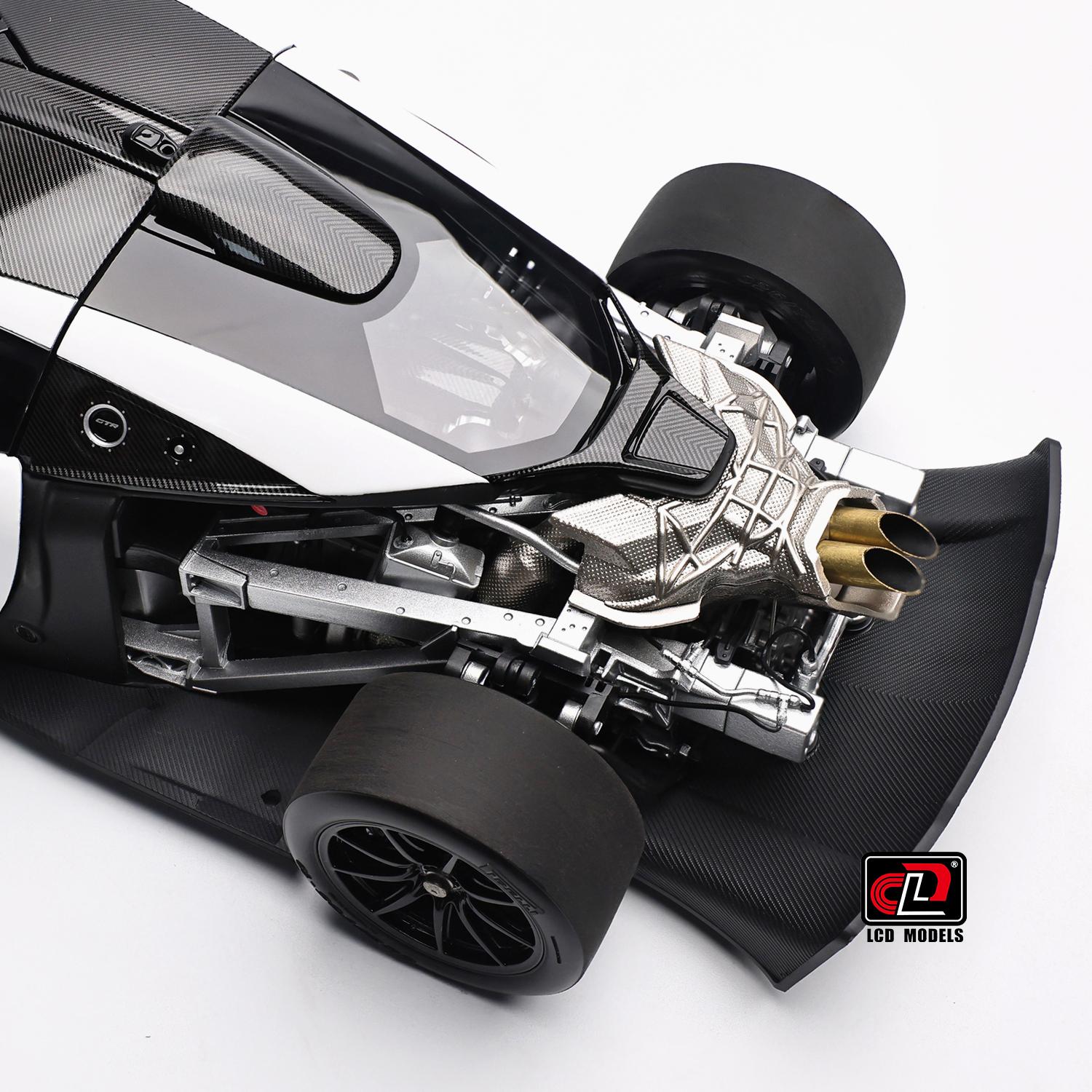 1:18 LCD Models McLaren Senna GTR 2021 Richard Mille white/ red LCD18016-RW