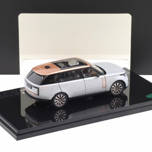 1:43 LCD Models Land Rover Range Rover SV SERENITY silver metallic LCD43014-SI