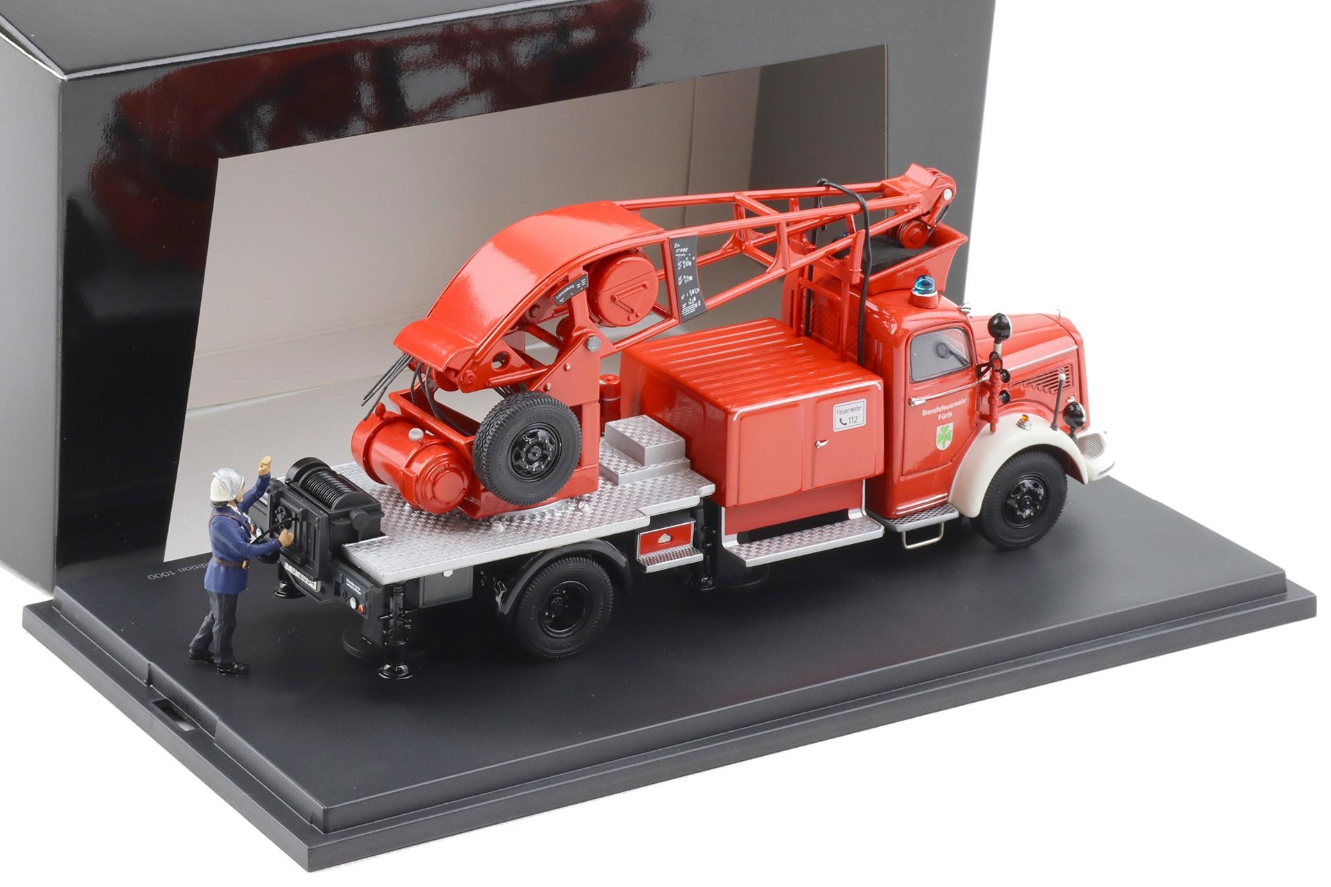 1:43 Schuco Mercedes L6600 Feuerwehr Berufsfeuerwehr Fürth red