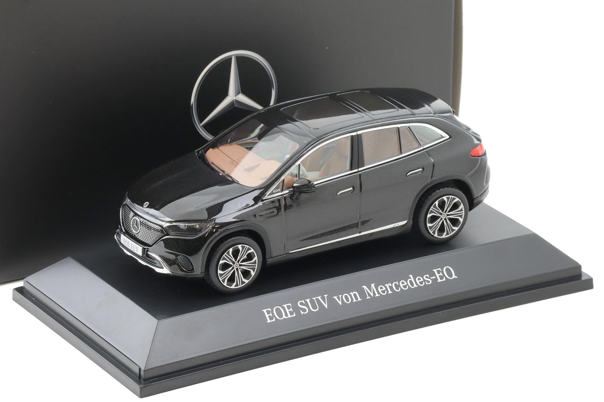 ID 111905 orig.jpg 1:43 Spark Mercedes EQE SUV X294 Electric Art Line obsidian black DEALER VERSION