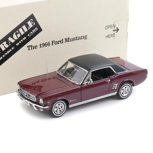 1:24 Danbury Mint 1966 Ford Mustang Coupe Vintage Burgundy/ black