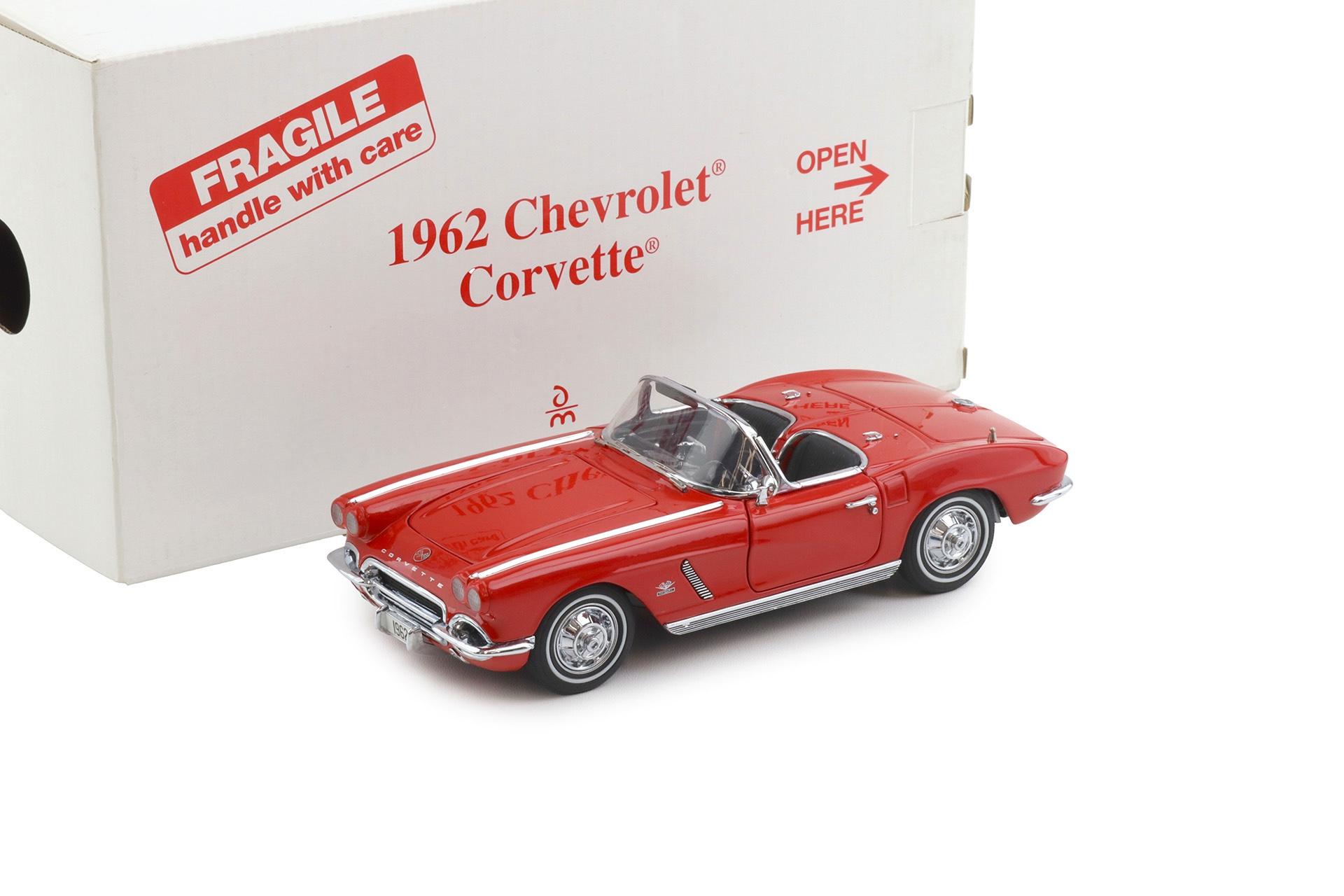 ID 112060 orig.jpg 1:24 Danbury Mint 1962 Chevrolet Corvette Convertible Roman red