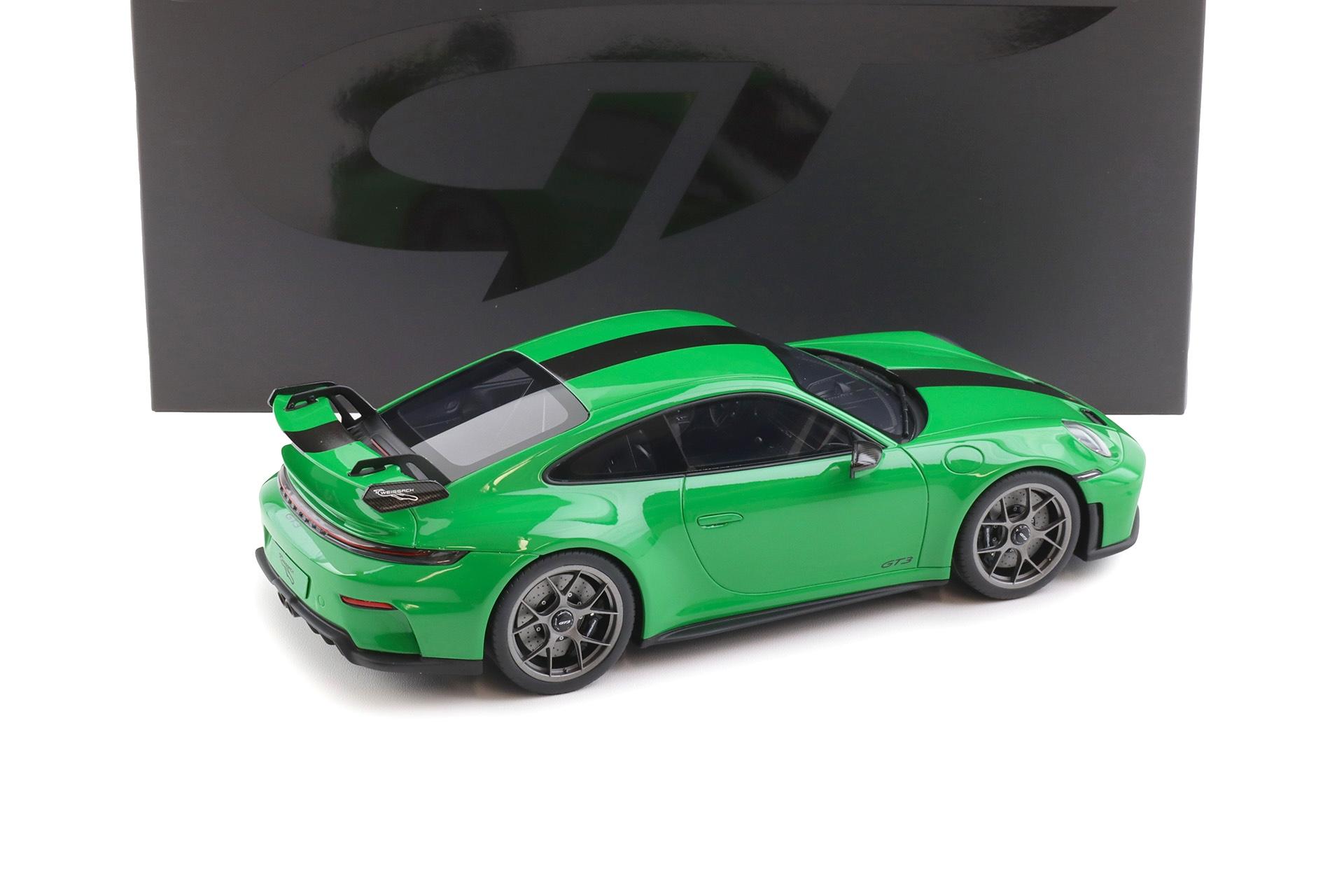 1:18 GT Spirit GT576 Porsche 911 992.2 GT3 Weissach Package Python green 2025