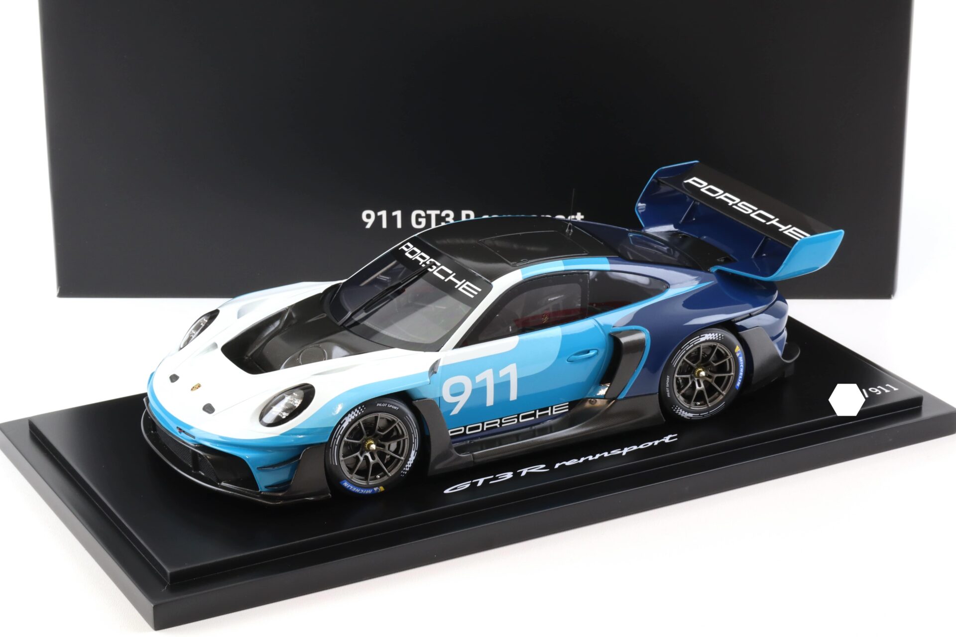 ID 101010 orig.jpg 1:18 Spark Porsche 911 992 GT3 R Rennsport Speed Icon blue/ white WAP DEALER