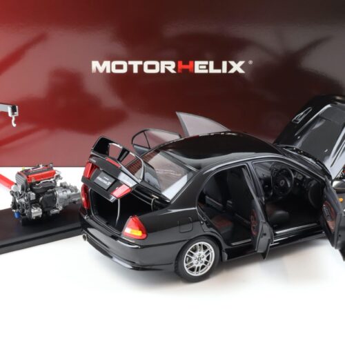 1:18 Motorhelix Mitsubishi Lancer EVO 4 IV Pyreness negro 1999 con motor M84002 - Imagen 5