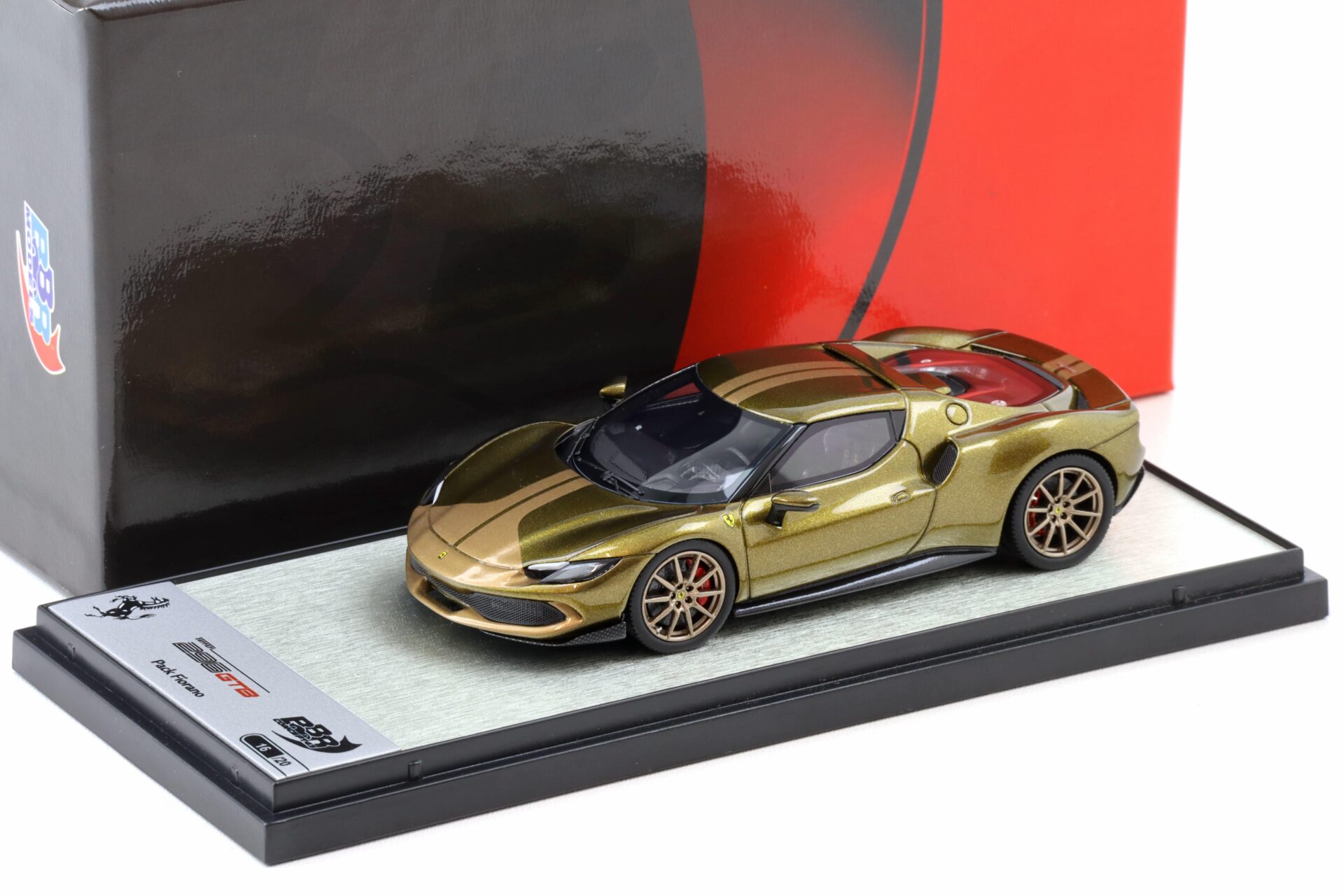 ID 101698 orig.jpg 1:43 BBR Ferrari 296 Assetto Fiorano Verde Volterra/ gloss beige stripe - Limited 20 pcs.