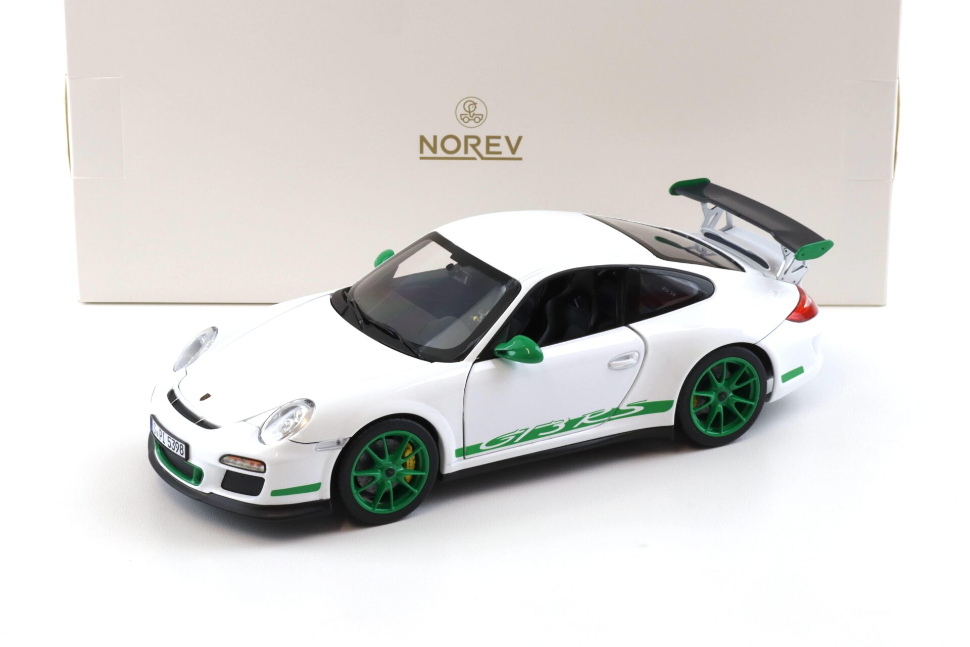 ID 102160 orig.jpg 1:18 Norev Porsche 911 997.2 GT3 RS Coupe 2009 white/ green - Limited 300 pcs.