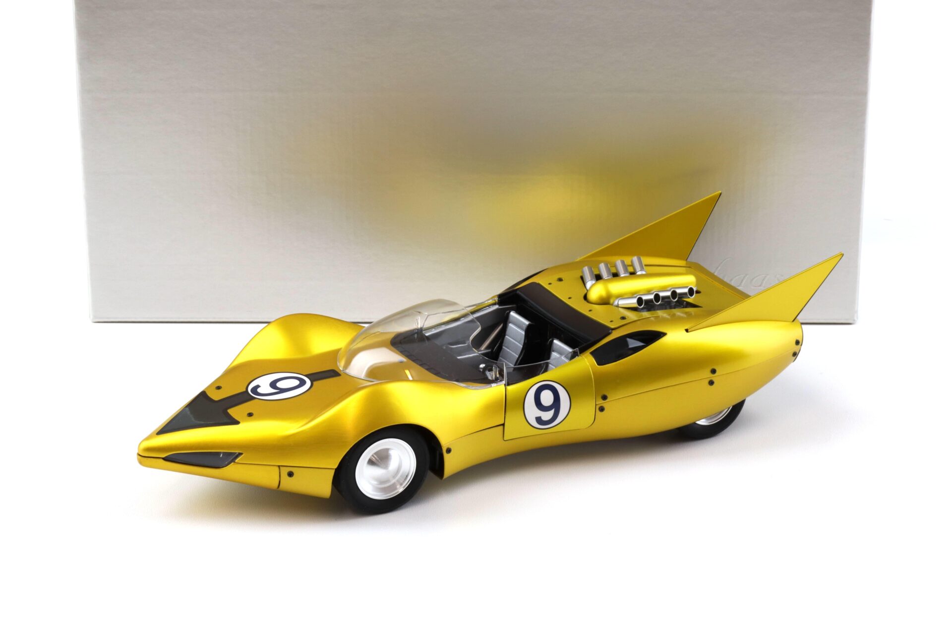 1:18 Schwyn Haas Aluminium Body Hamilton Speed Racer Shooting Star gold