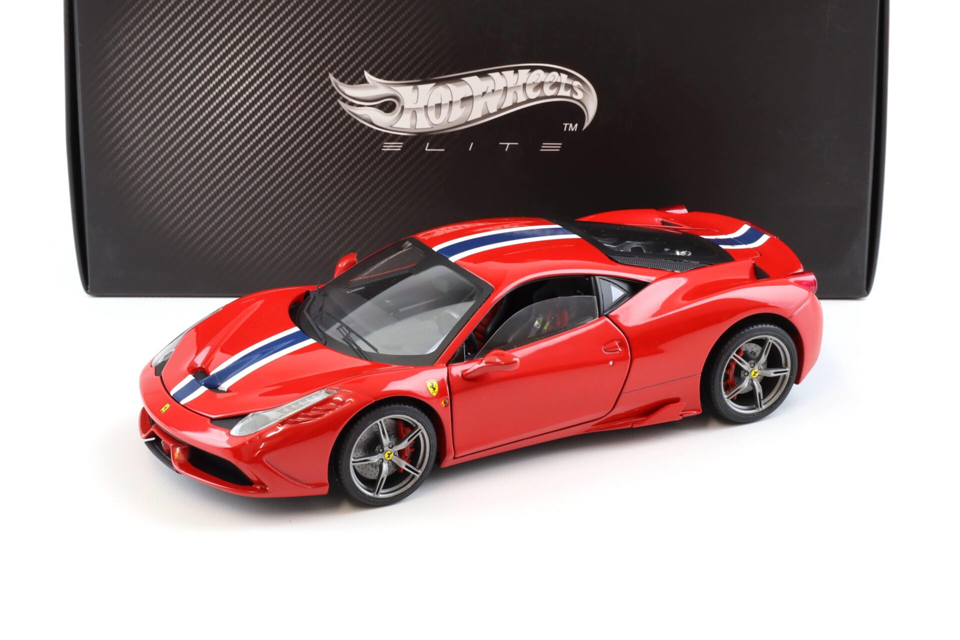 ID 102817 orig.jpg 1:18 Hot Wheels Elite Ferrari 458 Speciale Coupe Rosso Corsa red BLY31