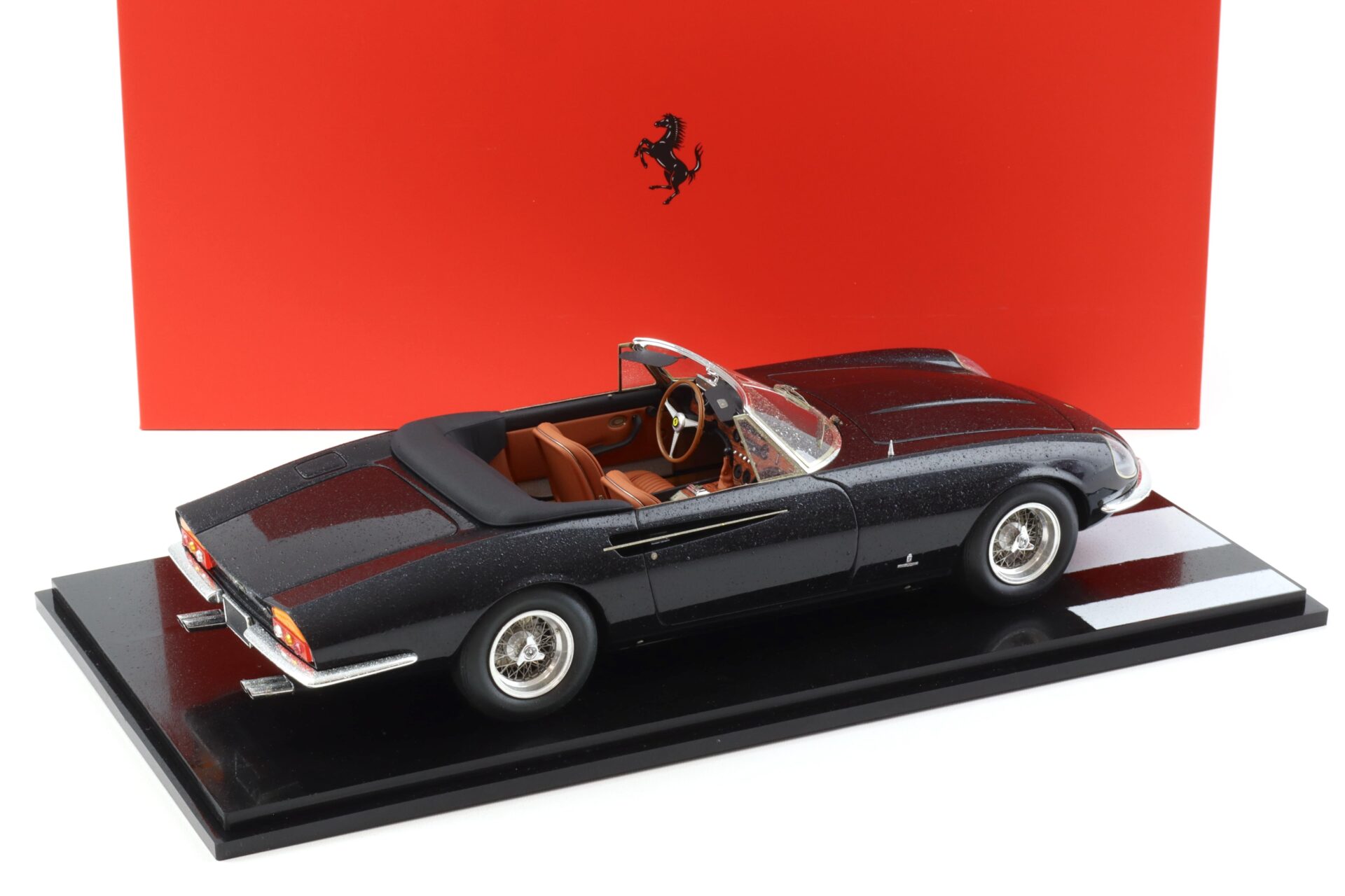1:18 BBR Ferrari 365 California Spider black Rain Version with display - Limited 18 pcs.