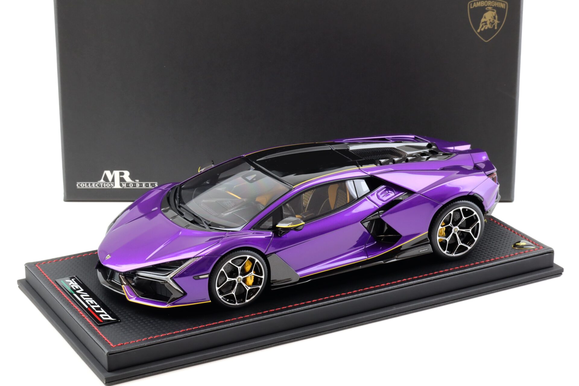 ID 103055 orig.jpg 1:18 MR Collection Lamborghini Revuelto Viola Pasifae/ yellow with display - Limited 49 pcs.