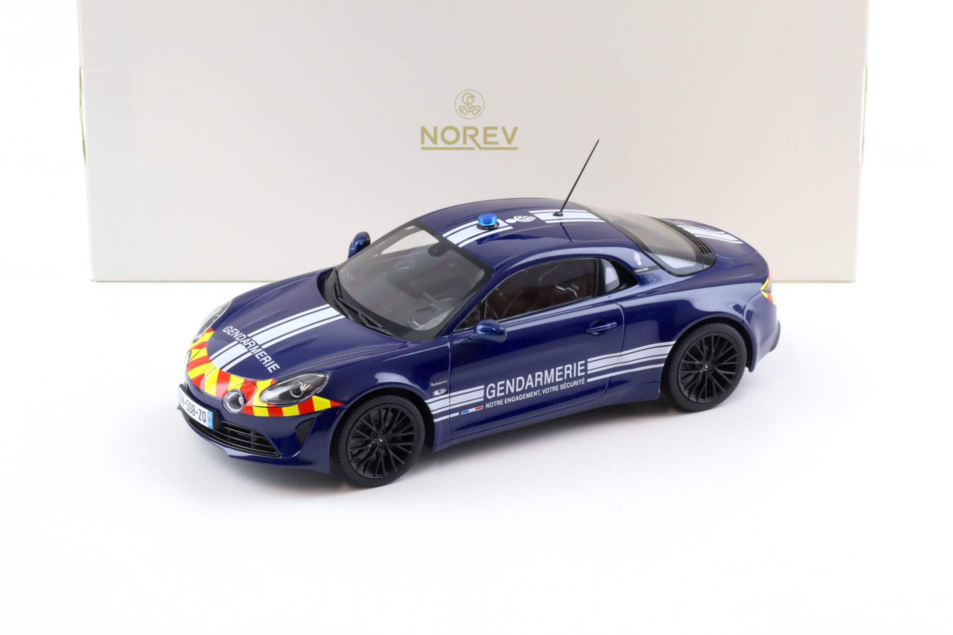 ID 103121 orig.jpg 1:18 Norev Alpine A110 S 2023 Gendarmerie dark blue 185420