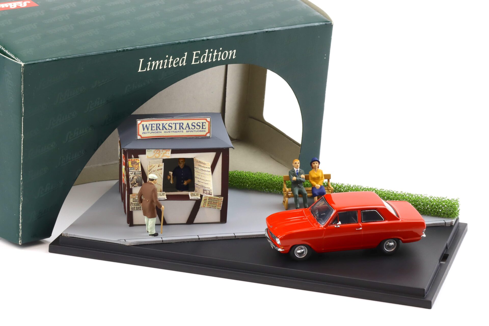 1:43 Schuco Diorama Zeitungs-Kiosk Opel Kadett B red 02945