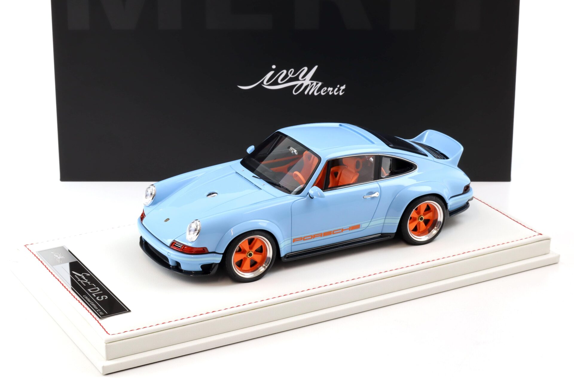 ID 103475 orig 1.jpg 1:18 IVY Model Merit Porsche 911 Singer DLS Gulf blue/ orange IM1835GF