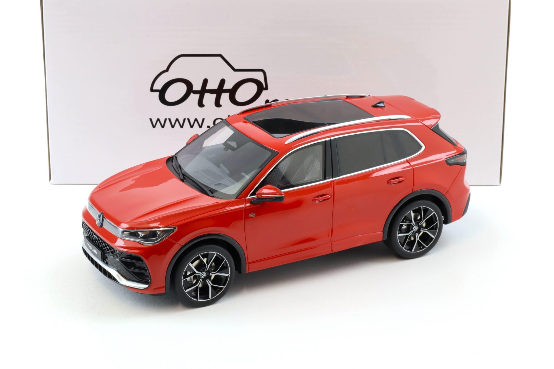 ID 103955 orig.jpg 1:18 OTTO mobile OT489 VW Tiguan E TSI R-Line Permission red metallic 2024